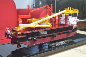 Miniatur Kapal Tanker CTS Bulk Celebes
