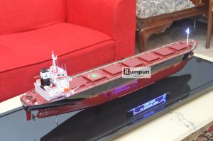 Miniatur Kapal Tanker Bulk Carrier MV Andhika Lines