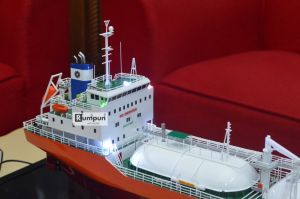 Miniatur Kapal Tanker LPG SC Eternity