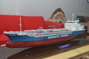 Miniatur Kapal Tanker Sun Crown