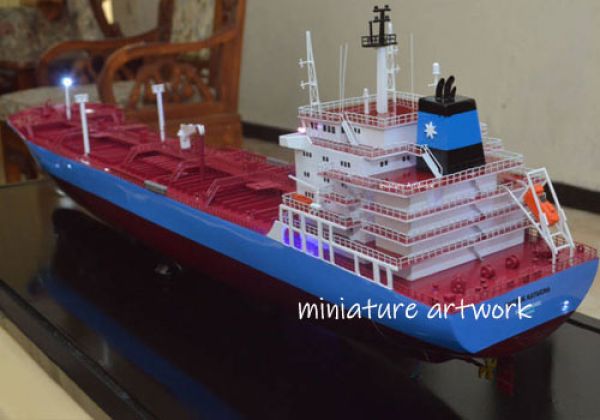 Miniatur Kapal Tanker Maersk Katarina