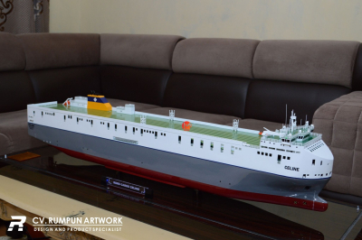 Miniatur Kapal Roro Cargo Celine