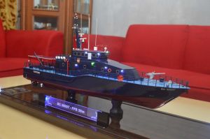 Miniatur Kapal Crewboat BC 30007