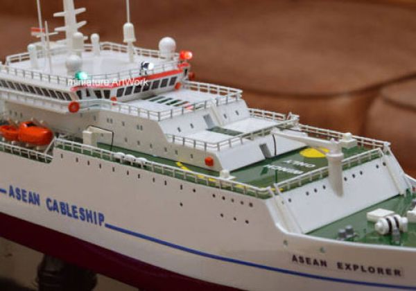 Miniatur Kapal Supply Asean Explorer