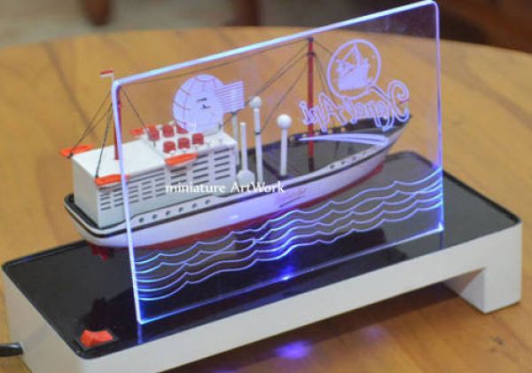 Miniatur Kapal Api Money Detector