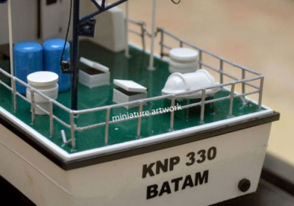 Miniatur Kapal Crew Boat KNP Goropa