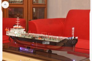 Miniatur Kapal Tanker MPMT XV